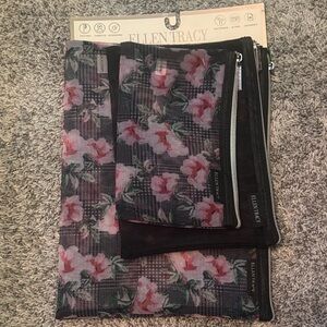 NWT Ellen Tracy 3 Piece Travel Pouch Set